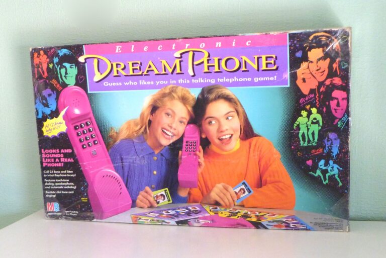 Nostalgia Alert! The ’90s Are Back