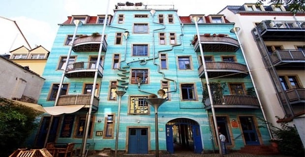 Singing In The Rain! Building Plays Music During Storms